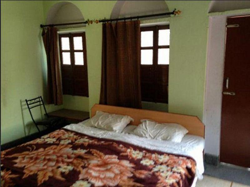 Shivakashi Guest House พาราณสี ภายนอก รูปภาพ
